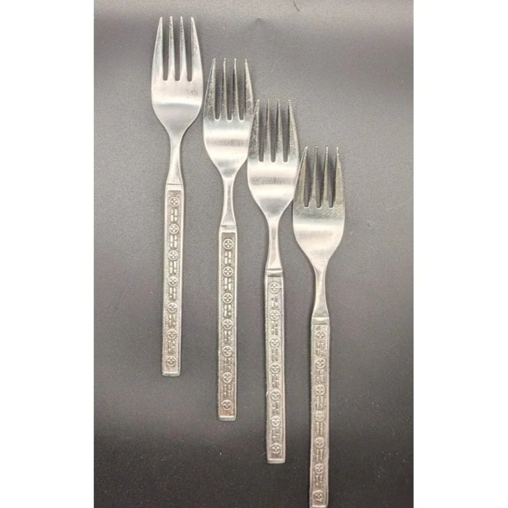 4 Stanley Roberts Matador Dinner Forks Japan Stainless Flatware MCM 7.3
